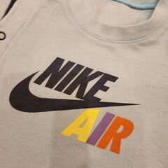 おしゃれなNIKEのロンパースの画像