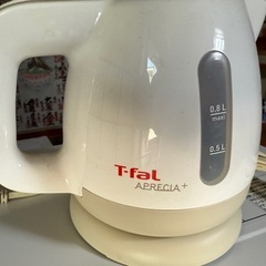 パナソニック製電子レンジ&ティファール
電気ケトルの画像