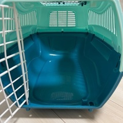 ペットキャリーの画像
