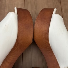 厚底サンダルの画像