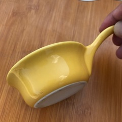 フライパン型の陶器の器の画像