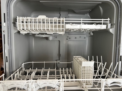【2021年製 Panasonic】食器洗い乾燥機 NP-TH4-W