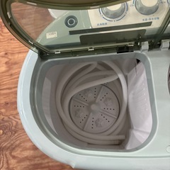 小型洗濯機‼️ 軽量✨️ 説明書付き🌈 便利🌿  2層式小型洗濯機 晴晴 AST-O1の画像