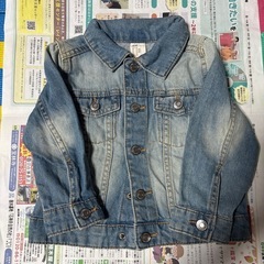 【おまとめ3点】子ども服ジーンズ　短パン、ジャケットの画像