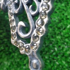 ヴィンテージ風 蝶 バタフライモチーフ チャーム アクセサリー ストーンの画像