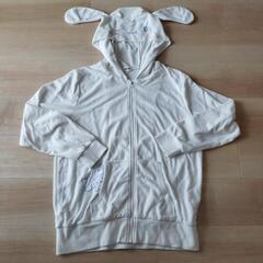 シナモンのパーカーLサイズの画像