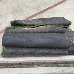 決まりました人工芝　中古の画像