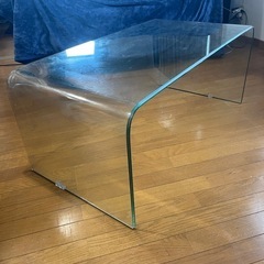 【早い者勝ち】ガラス製リビングテーブル（約縦55cm×横105cm×高さ45cm）の画像