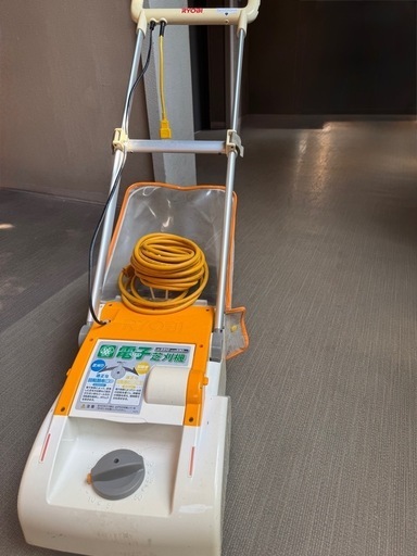 京セラ 旧 リョービ RYOBI 電子 草刈機 LM2310