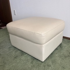 オットマン
の画像