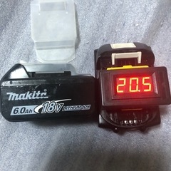 ①マキタ18vインパクトドライバ用6AバッテリーBL1860B、中古美品、２個の画像