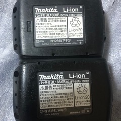 ①マキタ18vインパクトドライバ用6AバッテリーBL1860B、中古美品、２個の画像