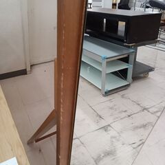 リユースのサカイ栃木店★ジモティ割あり★  ミラー ブラウン W35×D42×H150 クリーニング済み TC10354の画像