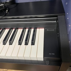 ほぼ未使用☆カシオ 電子ピアノ 88鍵盤 プリビア PX770BNの画像