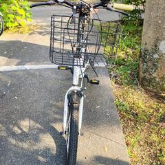折りたたみ自転車（鍵・ライト付き）の画像
