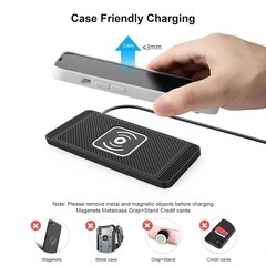 新品！車の充電パッド、15W 滑り止め　複数のデバイス用の車の充電器ホルダーの画像