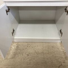 J5573【リユースのサカイ柏店】　食器棚　ホワイト　クリーニング済みの画像