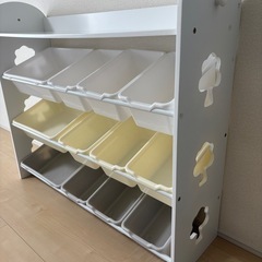 おもちゃ箱の画像