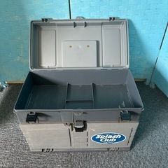 Ⓜ️商品 【土日対応】 A H 投げ釣り用竿　2本＆釣具BOX 引き出し4段付き　現状渡し　08-24-05の画像