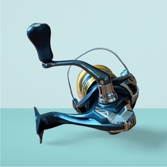 リール SHIMANO 22サハラ2500の画像