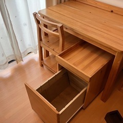 無印良品パイン材デスク　チェスト 椅子付きの画像