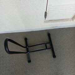 自転車立てるやつ　1流品ではないですょ。本日可能な方の画像