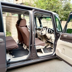 HONDA N-BOX➕ ターボ  🔘 型式：JF1 🔘 年式：2012年 🔘 走行距離：125,450km 🔘 車検：2年 🔘 ナビゲーション 🔘 テレビ 🔘 オートマチックトランスミッション＋マニュアルトランスミッション 🔘 ETC 🔘 エアコン 🔘 両スライドドア 🔘 ターボ ✅ 🔘 エンジン状態良好 ✅ 🔘 100V電源アダプター 🔘 アイドリングストップ 🔘 電動ミラー 🔘 電動シャッター 🔘 アルミホイール 🔘 エアバッグ✅の画像