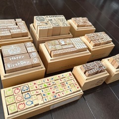 木箱入りスタンプ9箱セット
の画像