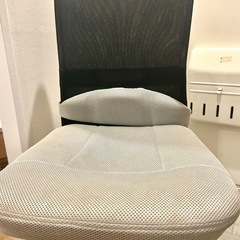 オフィスチェアの画像