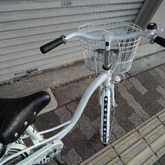 GlRLS LABO[ガールズラボ]22吋 子供自転車(女子向き) 変速なし/LEDオート/ホワイトの画像