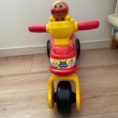 アンパンマン　車の画像