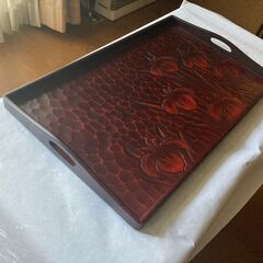鎌倉彫？お盆の画像