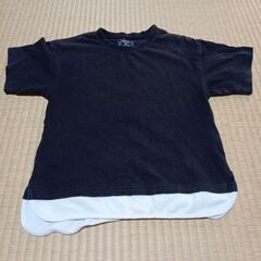 キッズ　Tシャツ　１３０ の画像
