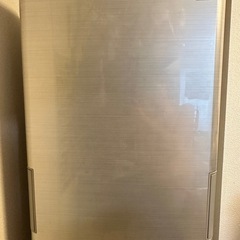 シャープ　412L冷蔵庫　SJ-W412E-Sの画像
