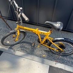 折りたたみ自転車の画像