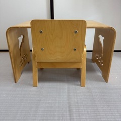 子供用テーブル　椅子の画像