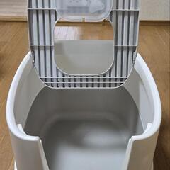 【USED】猫トイレ（固まる砂用、システムトイレではありません）の画像