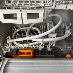 Panasonic 食器洗い乾燥機　NP-TR8 2015年製の画像