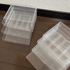 百均　収納ケースの画像