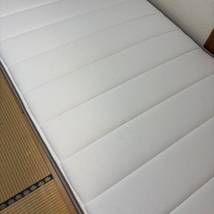 シングルマットレスの画像