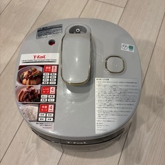 新品 圧力鍋 T-fal ティファール　ラクアクラッカーの画像