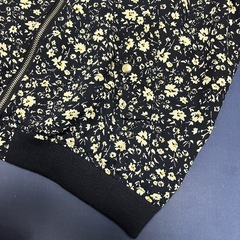 花柄長袖ブルゾンの画像