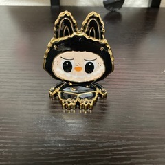 105🐰LABUBUラブブ。スマホスタンドの画像