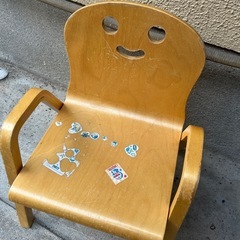 子供用　椅子の画像