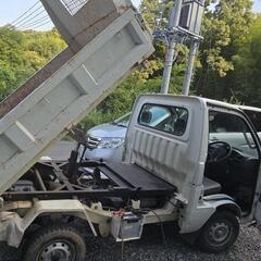 ダイハツハイゼットダンプ4WDの画像
