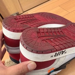 ジョーダン1オフホワイト　シガゴ　　の画像