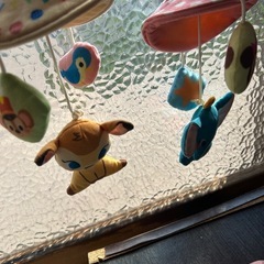 タカラトミー ディズニー キャラクターズ 折りたたみベビーベッドにも対応 やわらかガラガラメリーデラックスプラスの画像