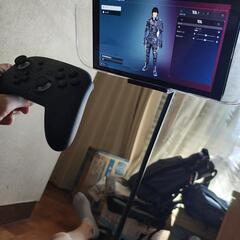 タブレットフロアスタンド 床置き

の画像