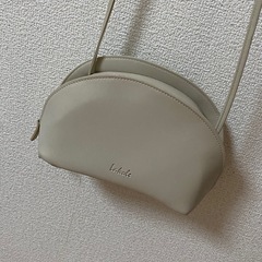 ハーフムーンショルダーバッグ / 266466 LAKOLEの画像