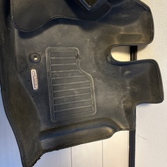 ハイエース　クラッツィオフロアマット　専用ゴミ箱の画像